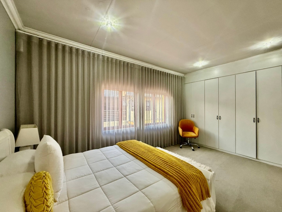 4 Bedroom Property for Sale in Melodie North West